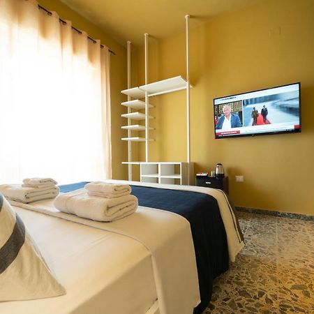 Boutique Rooms Carbonazzi 17 Cagliari Luaran gambar